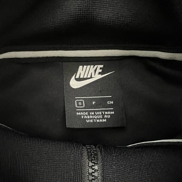 Nike Air Men's small half-zip track pullover jacket black & white - Picture 6 of 9